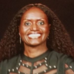 Meet your Posher, Lynda